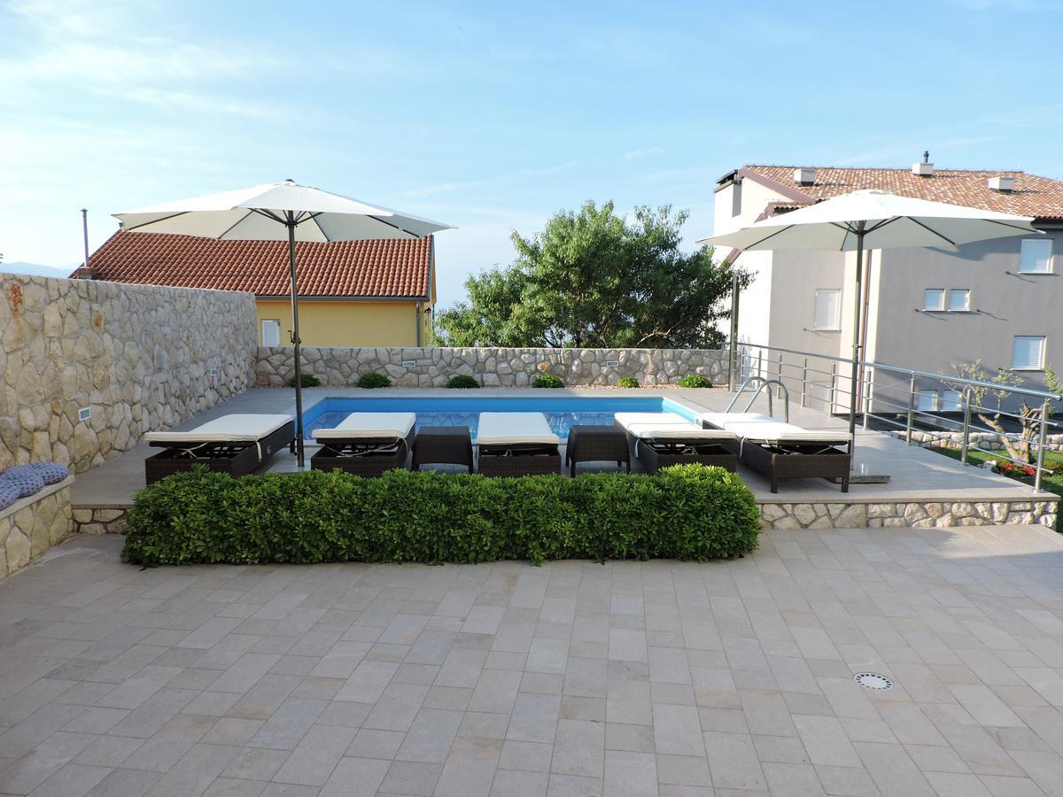 Apartments Villa Residenca Нови Винодолски Екстериор снимка